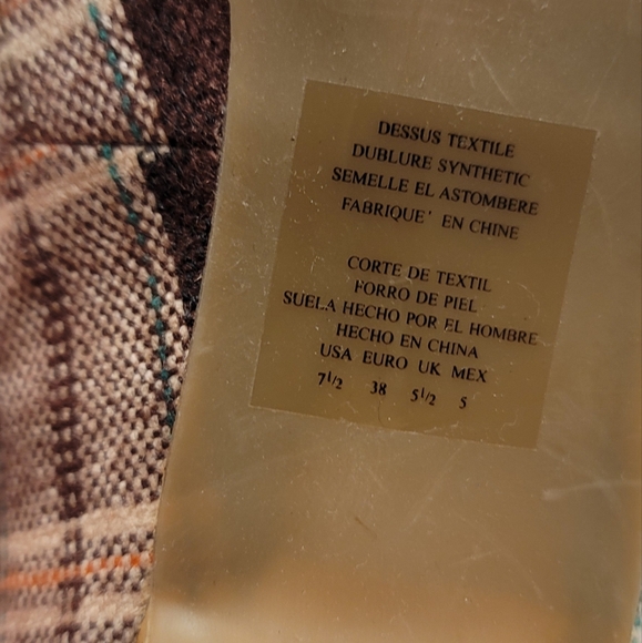 Bongo Plaid Pumps, Size 7.5 - Picture 6 of 6